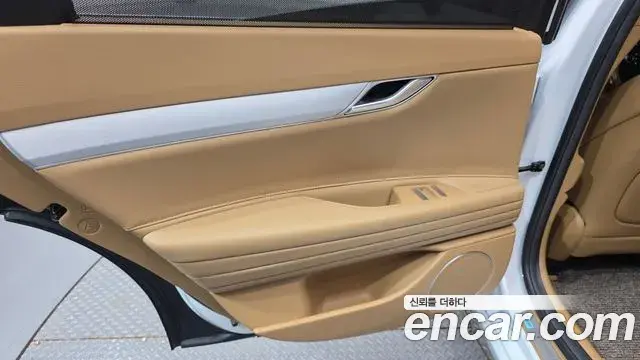 Genesis G80 2025 — ფოტო 17/39