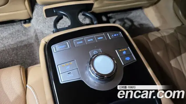 Genesis G80 2025 — ფოტო 20/39