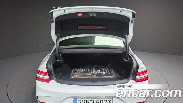 Genesis G80 2025 — ფოტო 32/39