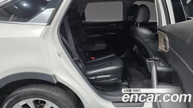 Kia Sorento 2022 — Şəkil 8/20