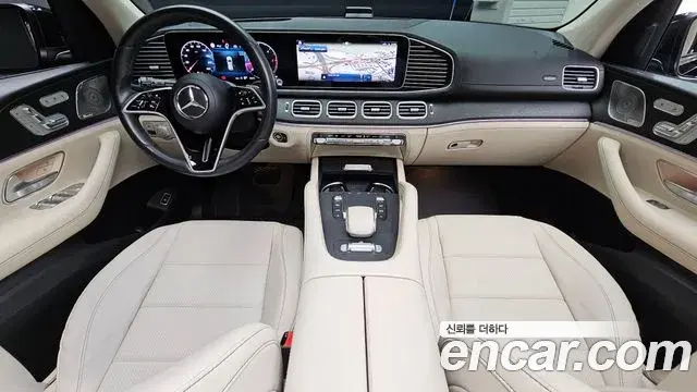 Mercedes-Benz GLE-Class 2023 — Photo 1/38