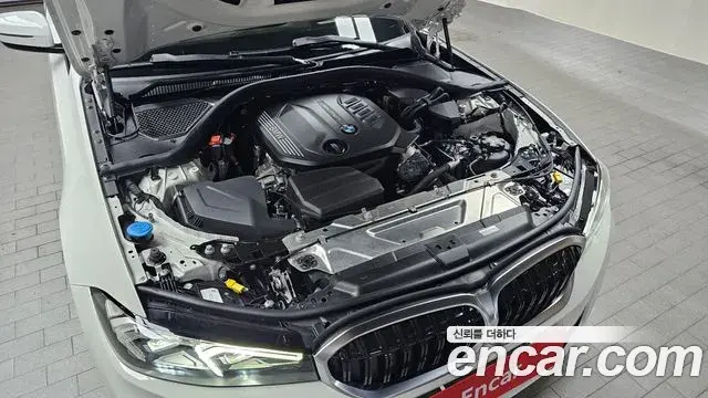BMW 3 Series 2025 — Şəkil 6/37