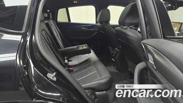 BMW X4 2023 — Photo 11/20
