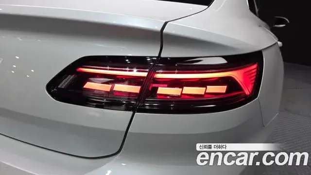 Volkswagen Arteon 2022 — Şəkil 20/35