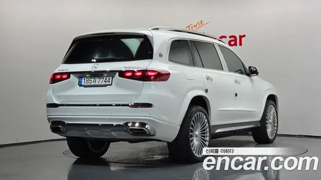 Mercedes-Benz GLS-Class 2021 — Photo 16/41