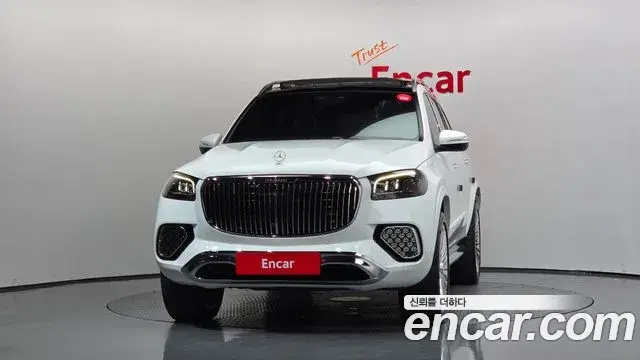 Mercedes-Benz GLS-Class 2021 — Photo 10/41