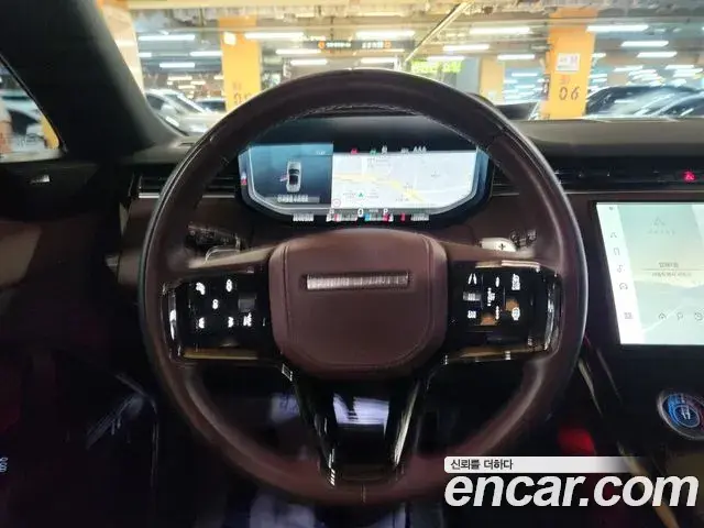 Land Rover Range Rover Sport 2023 — Photo 13/19