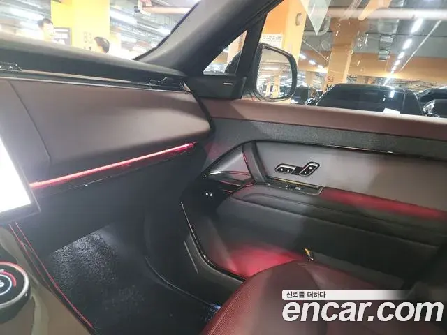 Land Rover Range Rover Sport 2023 — Photo 9/19