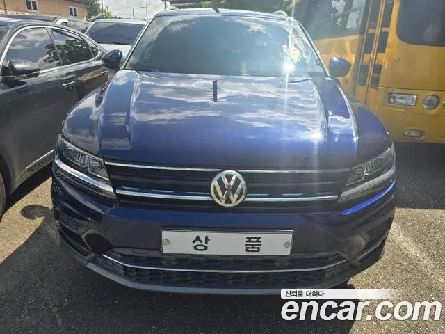 Volkswagen Tiguan 2018 — Фото 2/20