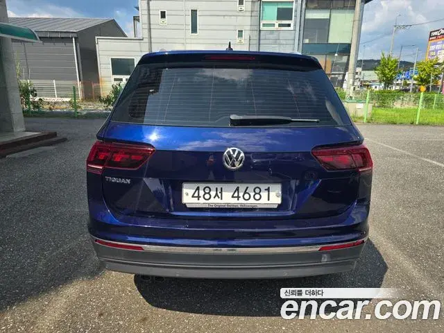 Volkswagen Tiguan 2018 — Фото 3/20