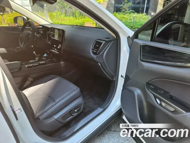 Lexus NX350h 2025 — Photo 12/20
