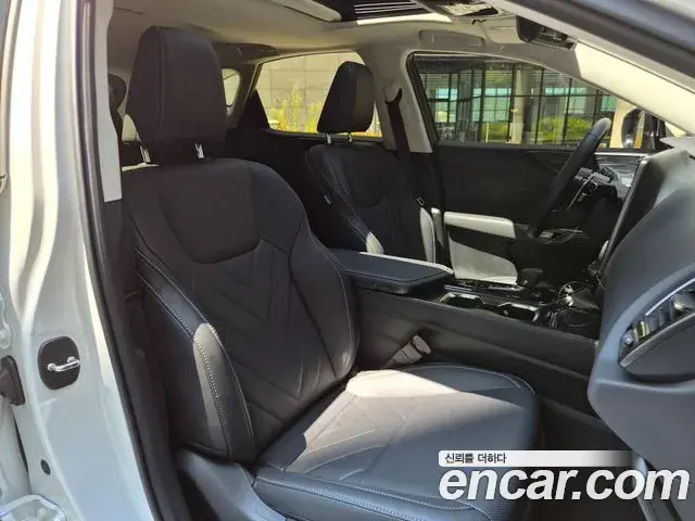Lexus NX350h 2025 — Photo 13/20