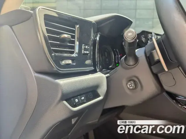 Lexus NX350h 2025 — Photo 18/20