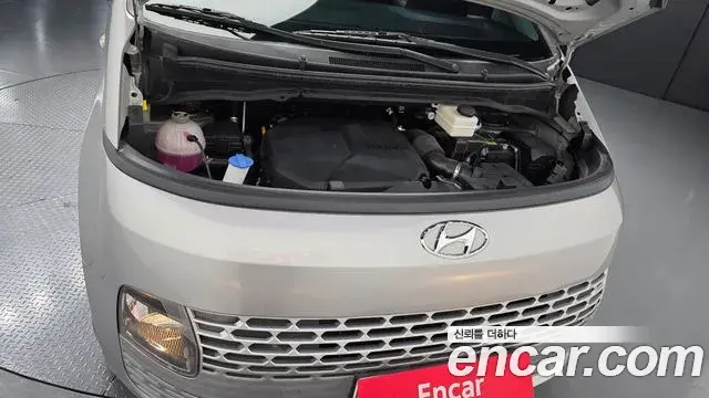 Hyundai Staria 2022 — Фото 6/20
