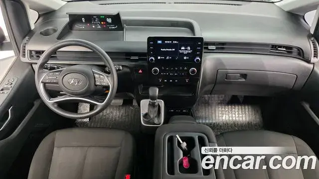 Hyundai Staria 2022 — Фото 7/20