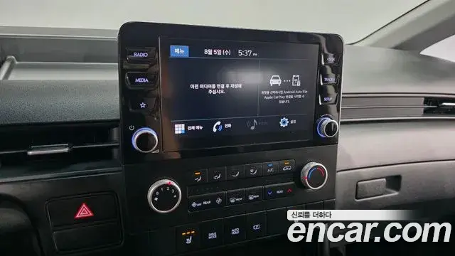 Hyundai Staria 2022 — Фото 14/20