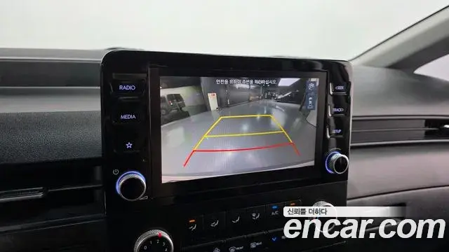 Hyundai Staria 2022 — Фото 15/20