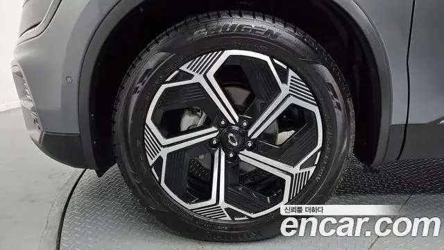 Renault Samsung QM6 2023 — ფოტო 5/34