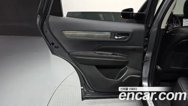 Renault Samsung QM6 2023 — ფოტო 19/34