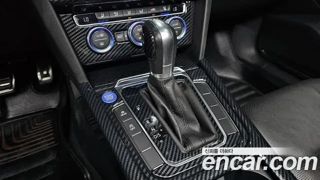 Volkswagen Arteon 2019 — ფოტო 2/20