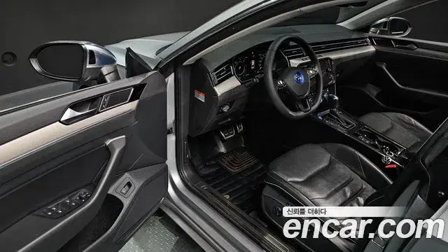 Volkswagen Arteon 2019 — ფოტო 11/20