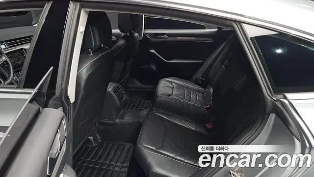 Volkswagen Arteon 2019 — ფოტო 5/20