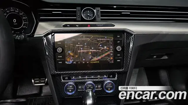Volkswagen Arteon 2019 — ფოტო 8/20
