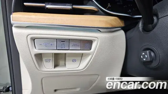 Genesis G80 2020 — Photo 26/36
