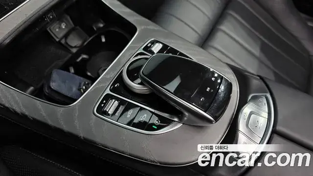 Mercedes-Benz E-Class 2021 — ფოტო 9/33