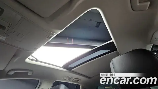Volkswagen Tiguan 2018 — Şəkil 12/20