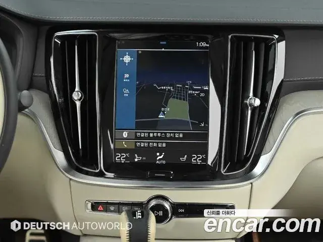 Volvo S60 2019 — ფოტო 3/19