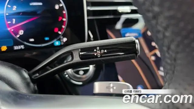 Mercedes-Benz E-Class 2024 — Photo 7/20