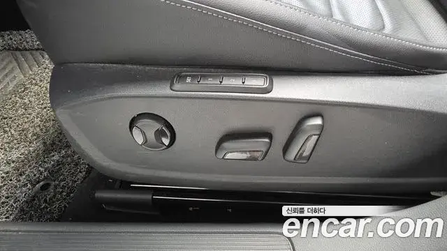 Volkswagen Jetta 2021 — Photo 37/37