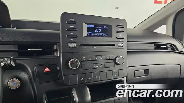 Hyundai Staria 2021 — Фото 17/20