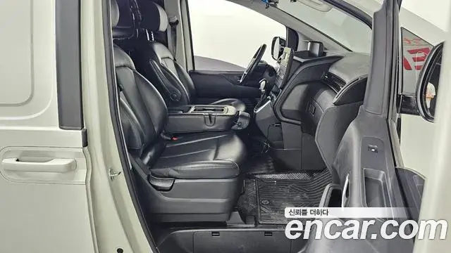Hyundai Staria 2021 — Şəkil 15/30