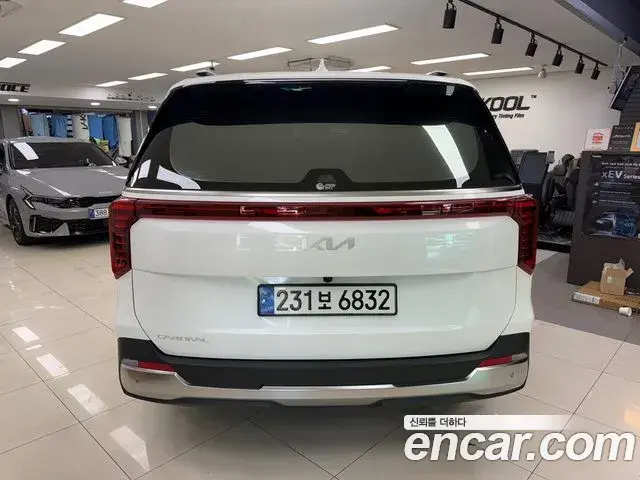Kia Carnival 2025 — Фото 4/18