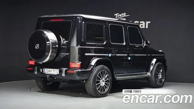 Mercedes-Benz G-Class 2023 — ფოტო 2/20