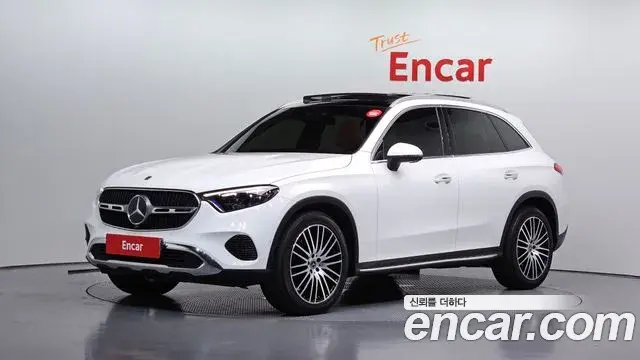 Mercedes-Benz GLC-Class 2023 — ფოტო 26/33