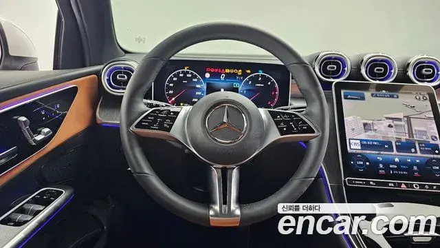 Mercedes-Benz GLC-Class 2023 — ფოტო 13/33