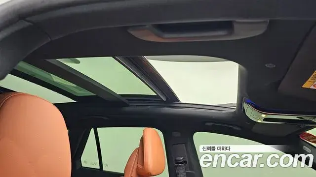 Mercedes-Benz GLC-Class 2023 — ფოტო 28/33