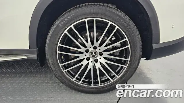 Mercedes-Benz GLC-Class 2023 — ფოტო 31/33