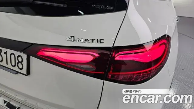 Mercedes-Benz GLC-Class 2023 — ფოტო 22/33