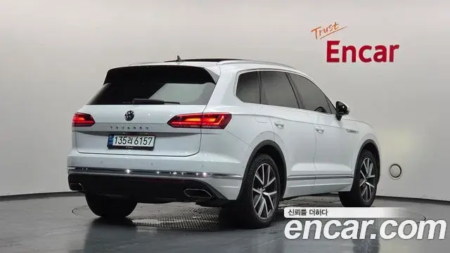Volkswagen Touareg 2020 — Photo 3/20