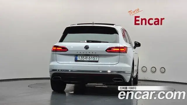 Volkswagen Touareg 2020 — Photo 20/20