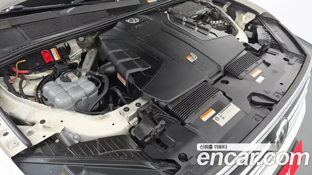 Volkswagen Touareg 2020 — Photo 4/20