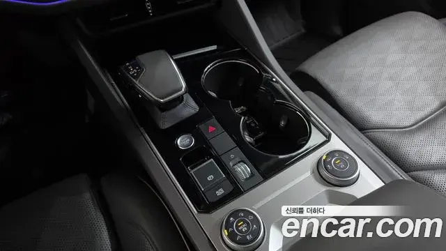 Volkswagen Touareg 2020 — Photo 11/20