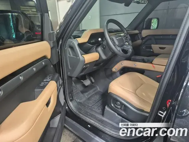 Land Rover Defender 2026 — Photo 10/20