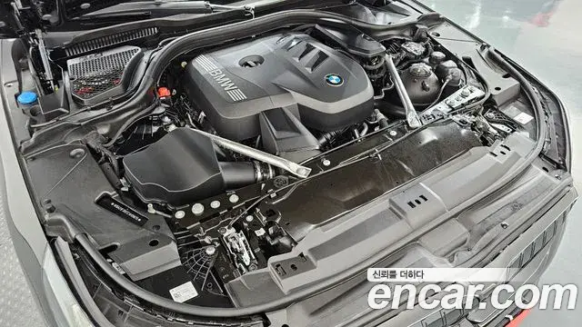 BMW 5 Series 2025 — Фото 6/20