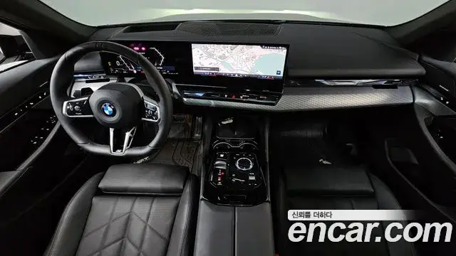 BMW 5 Series 2025 — Фото 7/20