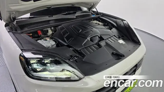 Porsche Cayenne 2024 — Şəkil 7/20
